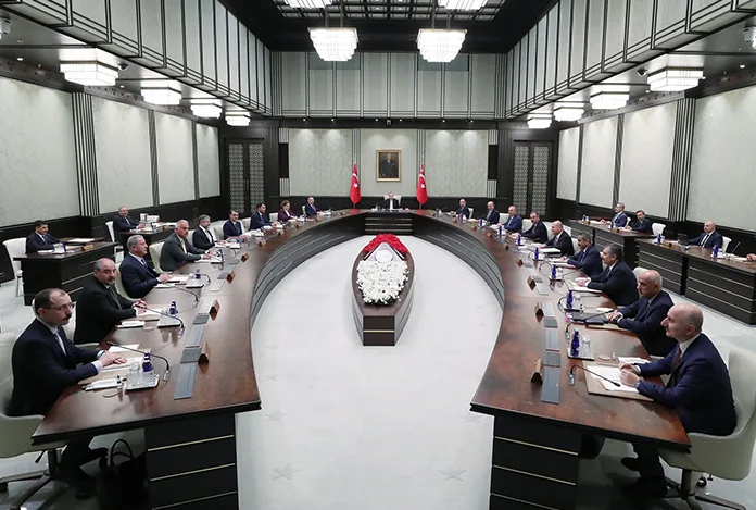 Cumhurbaşkanlığı Kabinesi yoğun gündemle toplanıyor