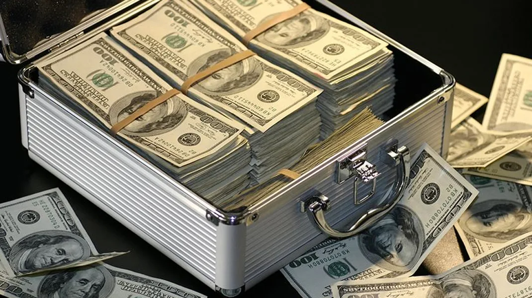 Dolar tüm zamanların en yüksek seviyesini gördü