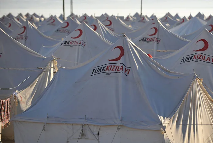 Kızılay’da skandalların ardı arkası kesilmiyor: “Vatandaşın yardım için gönderdiği eşyaları da satmışlar”