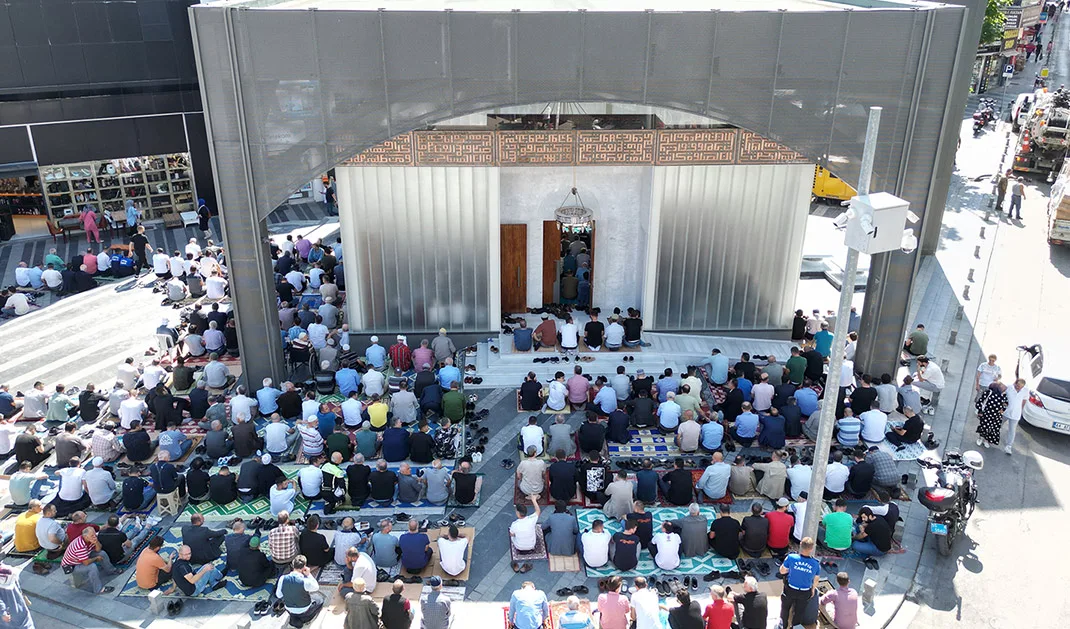 Sa’dibey Mescidi ibadete açıldı