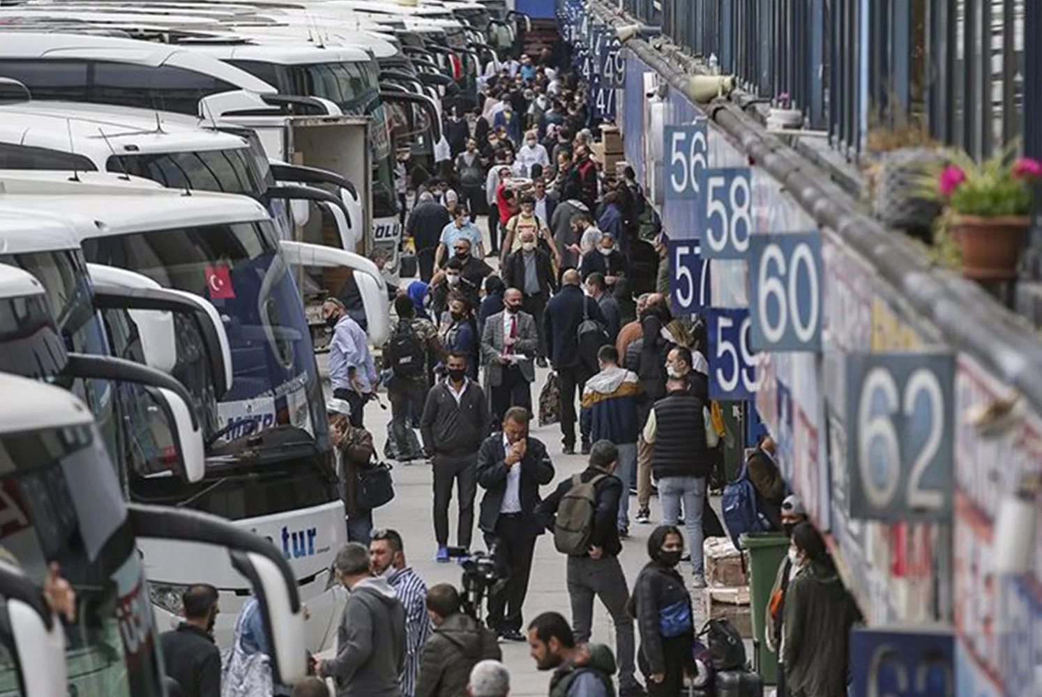 Otobüs biletlerine yüzde 65 zam geldi