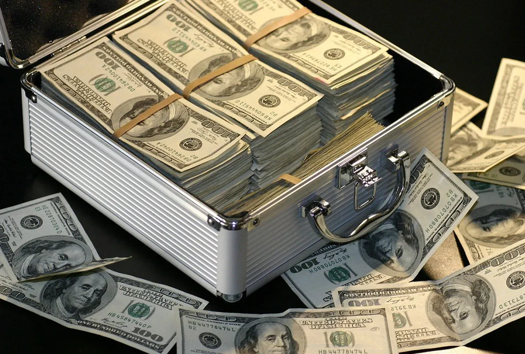 Bakın 128 milyar dolar neredeymiş!