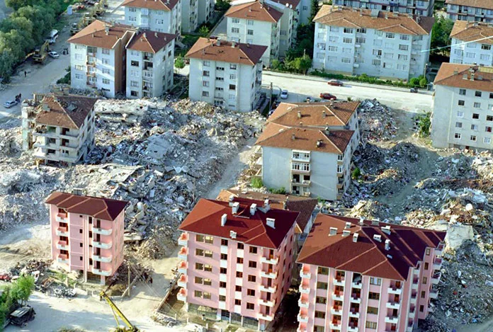 17 Ağustos Marmara Depremi’nin üzerinden 23 yıl geçti
