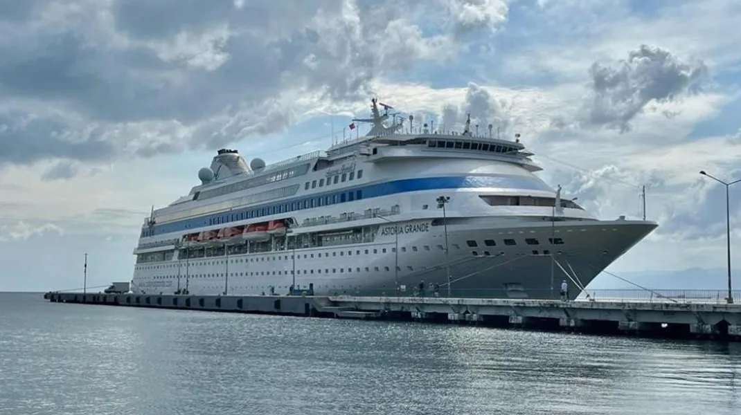 Rus kruvaziyer gemisi Samsun’a geliyor