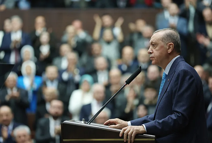 Kulis: “Cumhurbaşkanı Erdoğan’ın Meclis’i feshedeceği tarih belli oldu”