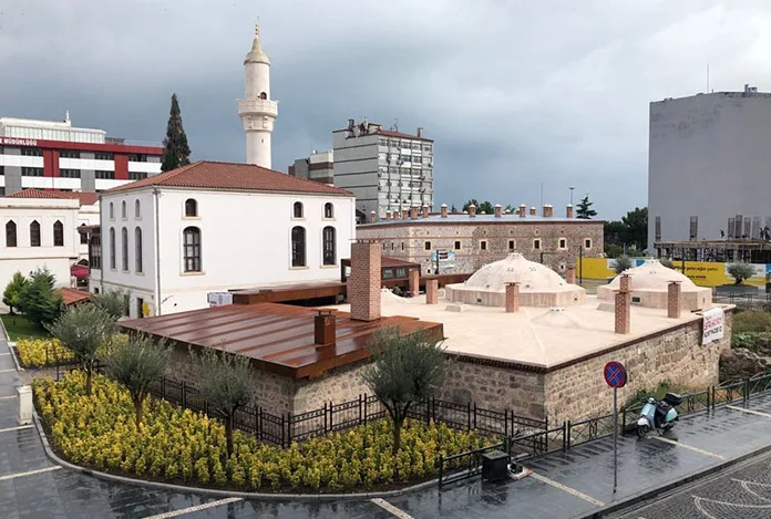 64 eser ayağa kaldırıldı