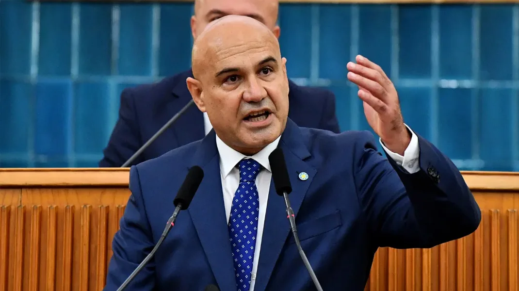 İYİ Parti’li Turhan Çömez: “Bundan sonra kurulacak masaya eşit şartlarda oturacağız”