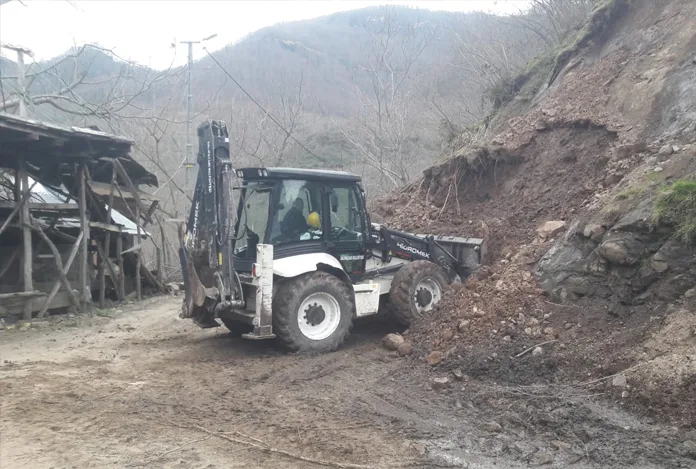 Samsun’da heyelan