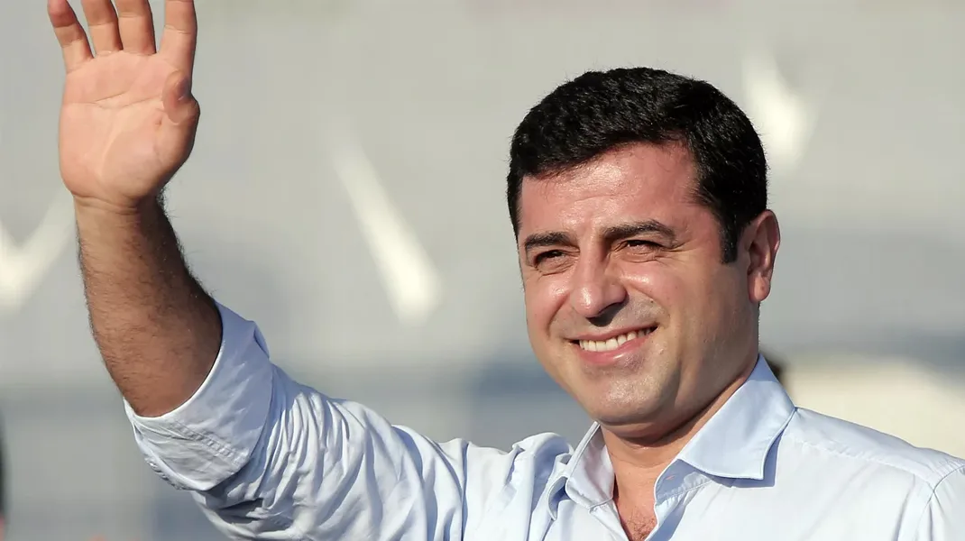 Selahattin Demirtaş’tan seçim çağrısı: “Sandıktan değişim çıkmazsa ekonomi ve demokraside felaket olacak”