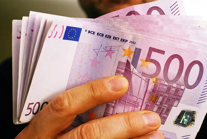 Euro ve gram altın rekorlara devam ediyor