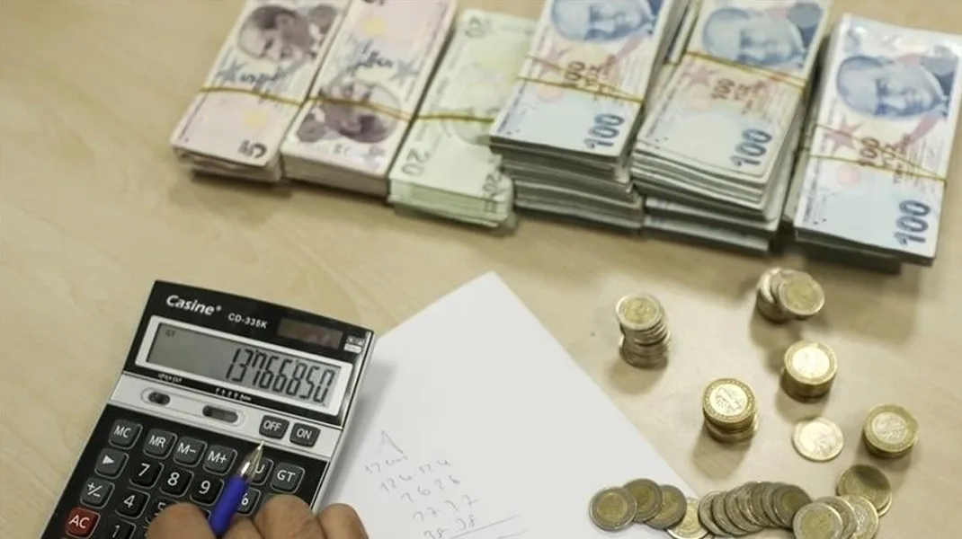 En düşük emekli maaşı ve asgari ücret için konuşulan rakamlar