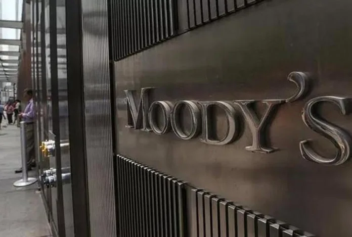 Moody’s Türkiye’nin kredi notunu düşürdü