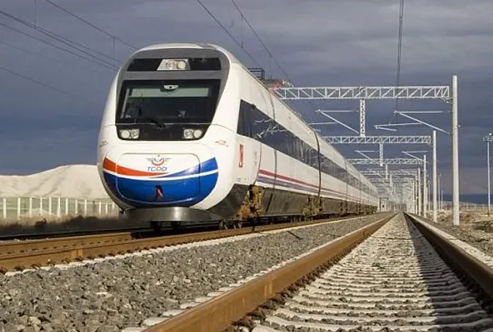 “Karadenizlinin önceliği Samsun-Sarp demiryolu olmalı”