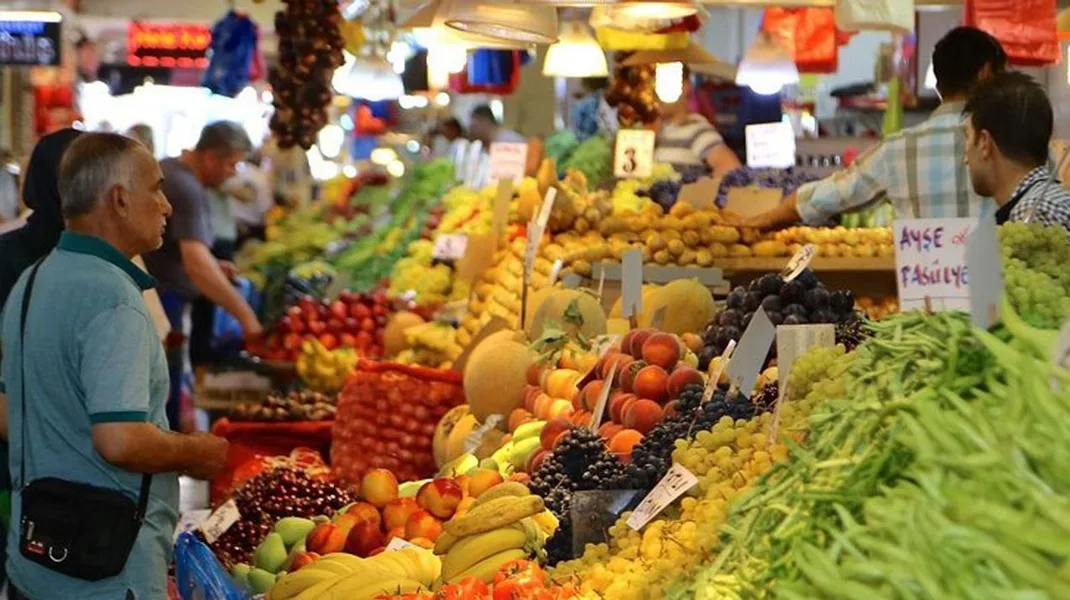 Gıda fiyatları dünyada yüzde 11,8 gerilerken, Türkiye’de ise yüzde 73,6 arttı