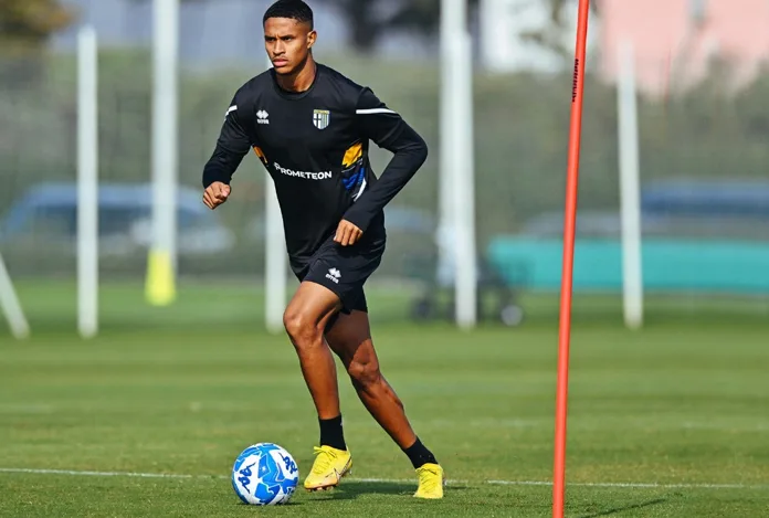 Fenerbahçe, Jayden Oosterwolde transferini bitirdi: Ödenecek bonservis dikkat çekti
