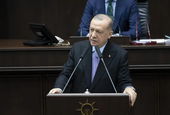 Cumhurbaşkanı Erdoğan, seçim tarihi için 14 Mayıs’ı işaret etti
