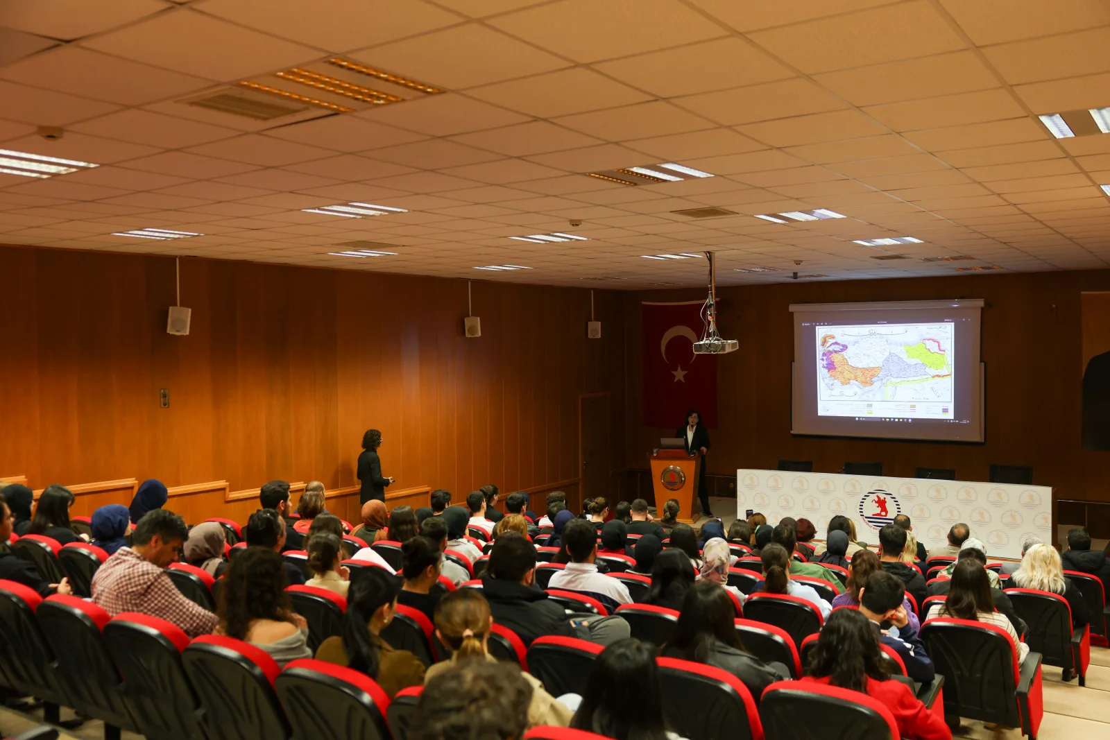 OMÜ'de 29 Ekim'e özel Cumhuriyet konferansı düzenlendi