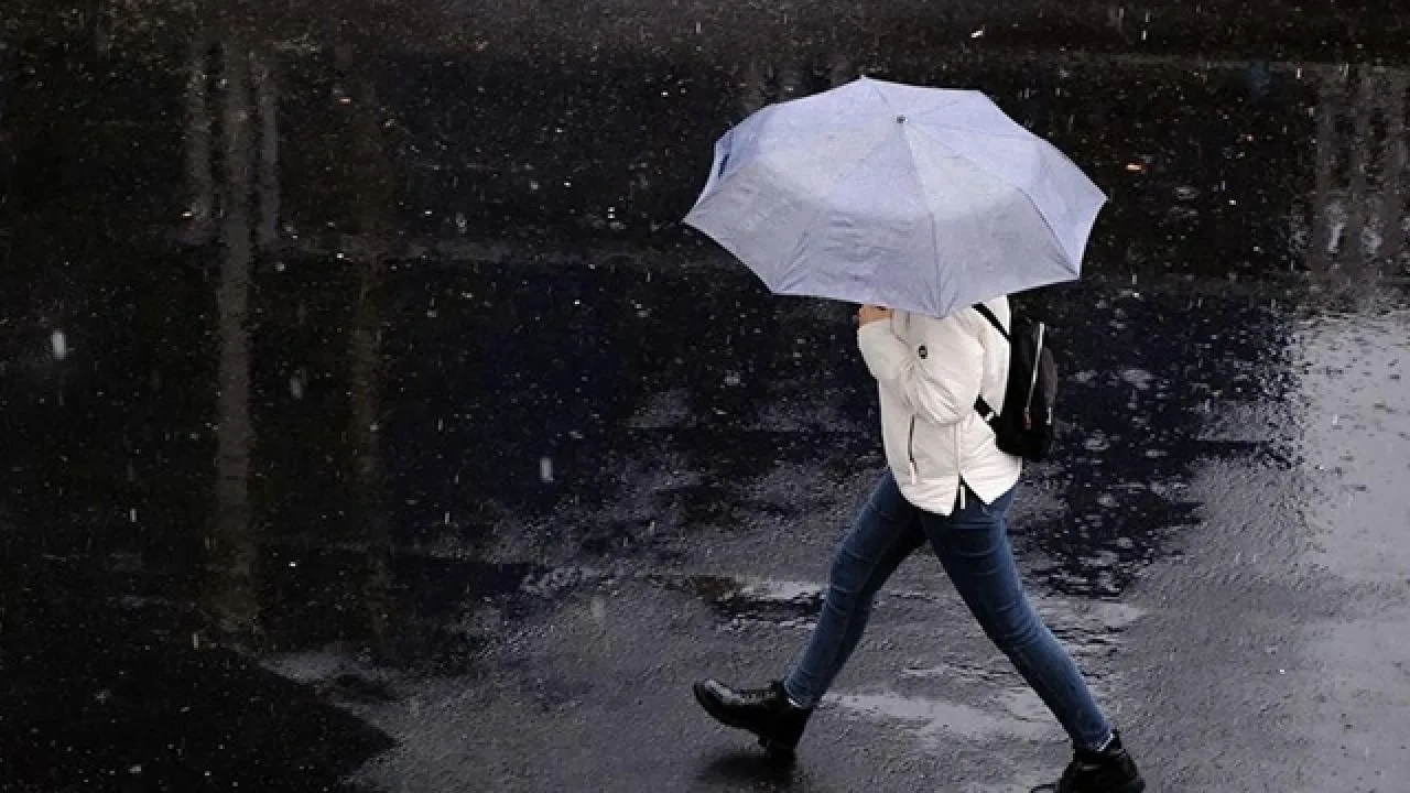 Samsun'da hava yarından itibaren dört gün sağanaklı geçecek