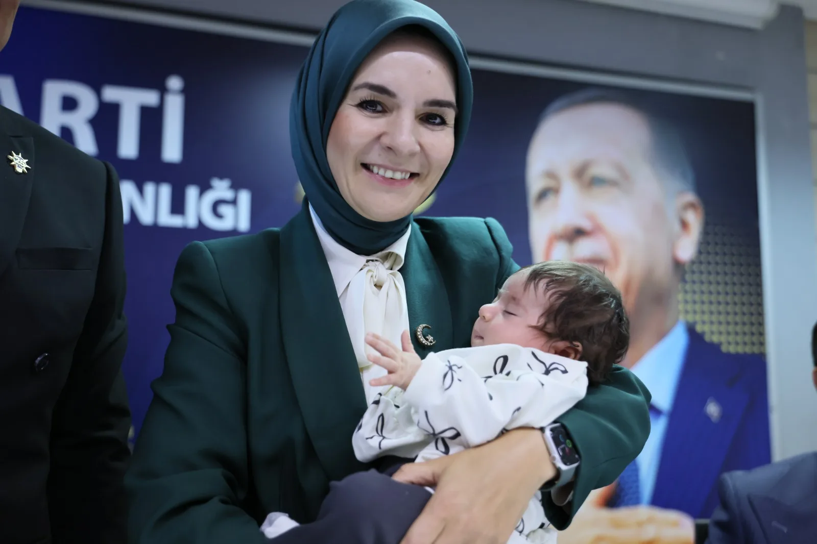 Aile Bakanlığı ekim ayı doğum yardımlarını hesaplara yatırdı